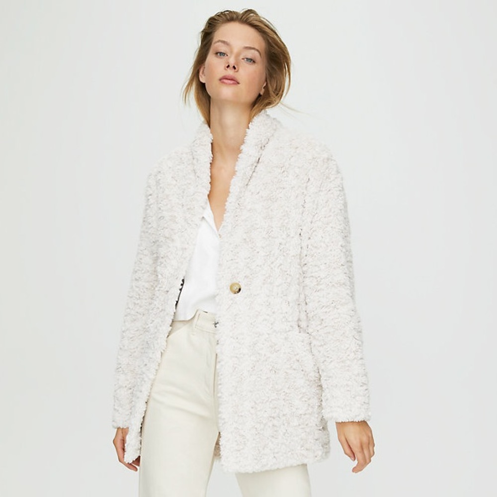 Aritzia Wilfred free Sherpa jacket in bone.
